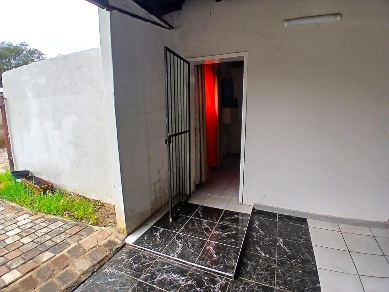 Millenium Homes Centurion Exterior photo
